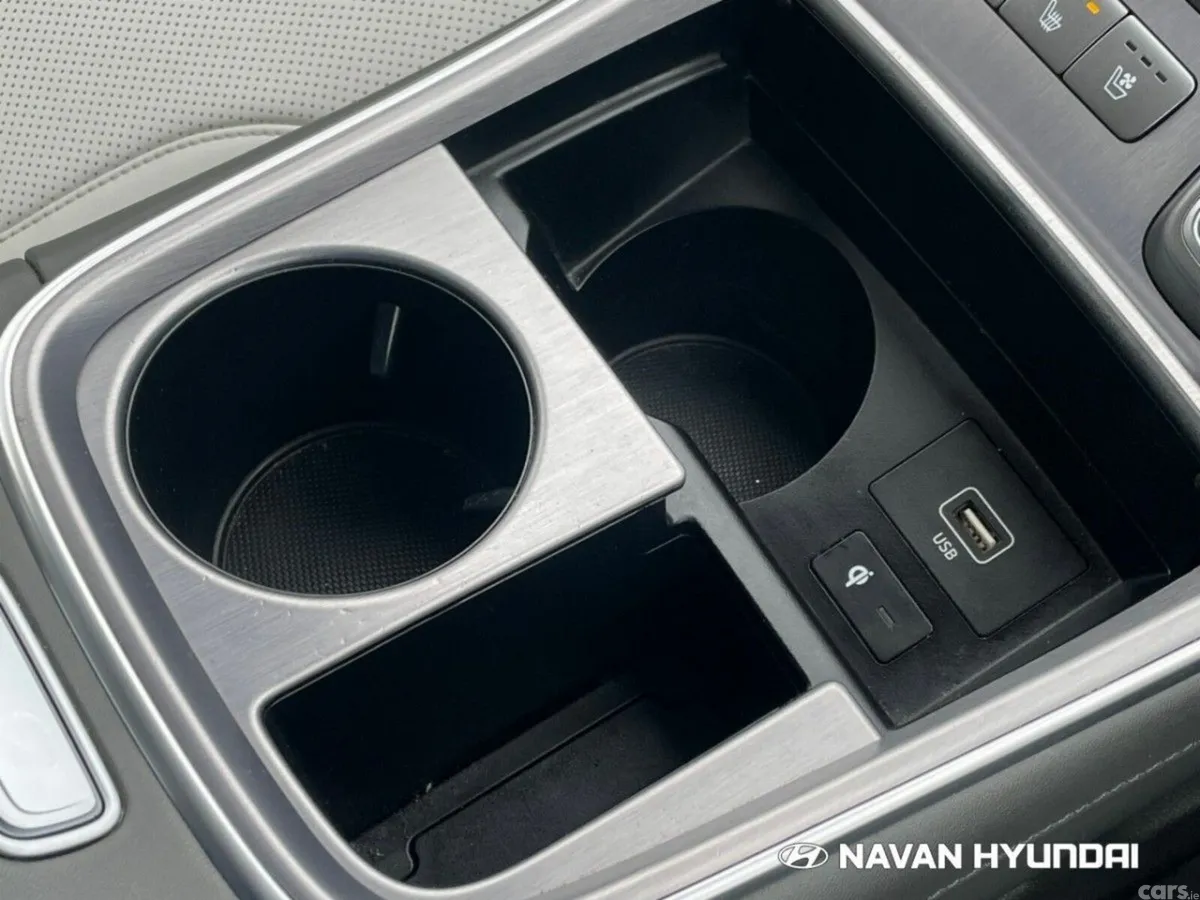Hyundai Santa Fe SUV, Petrol Plug-in Hybrid, 2022, Grey