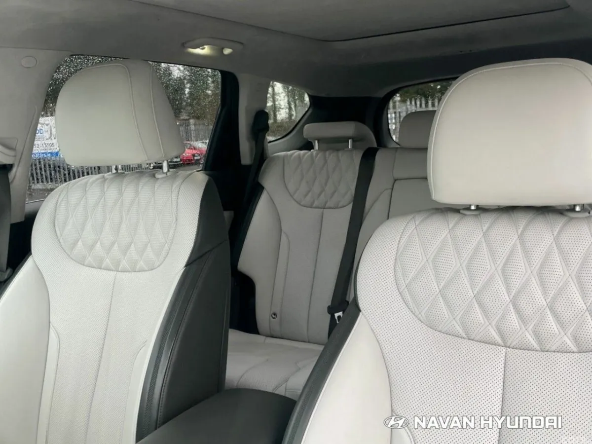 Hyundai Santa Fe SUV, Petrol Plug-in Hybrid, 2022, Grey