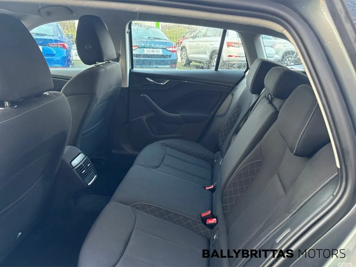 Skoda Scala Hatchback, Petrol, 2023, Grey