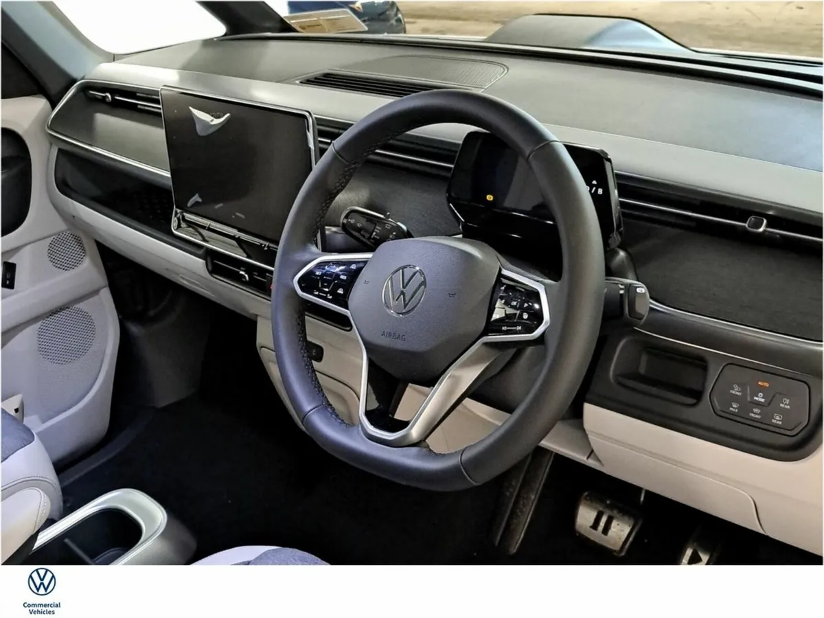 Volkswagen ID.Buzz MPV, Electric, 2026, Blue