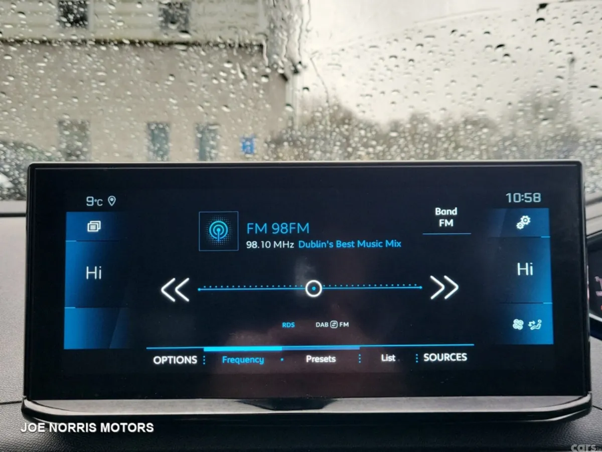 Peugeot 5008 SUV, Diesel, 2024, Grey