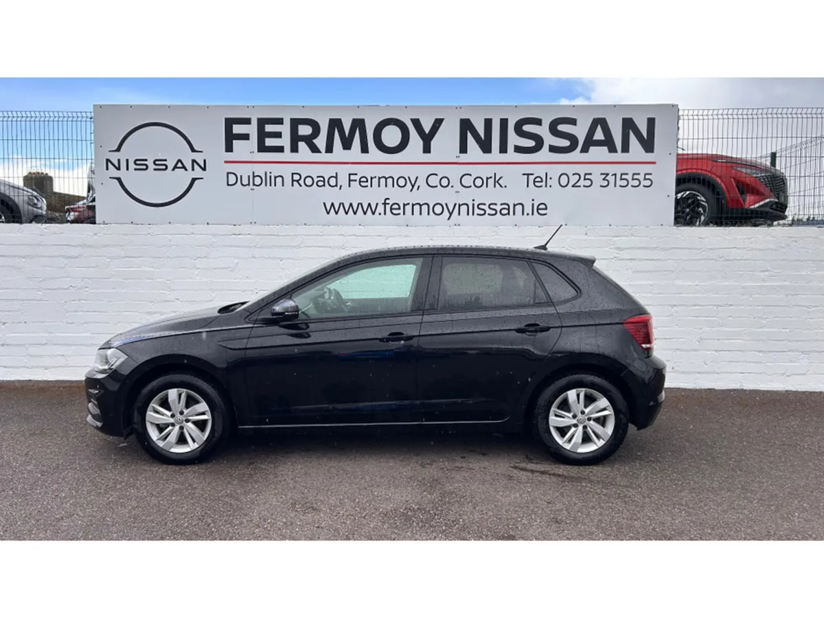 Volkswagen Polo Hatchback, Petrol, 2019, Black