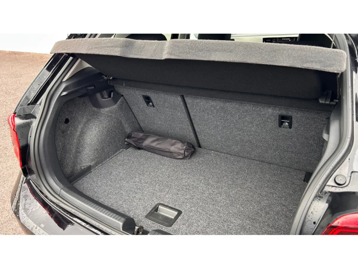 Volkswagen Polo Hatchback, Petrol, 2019, Black