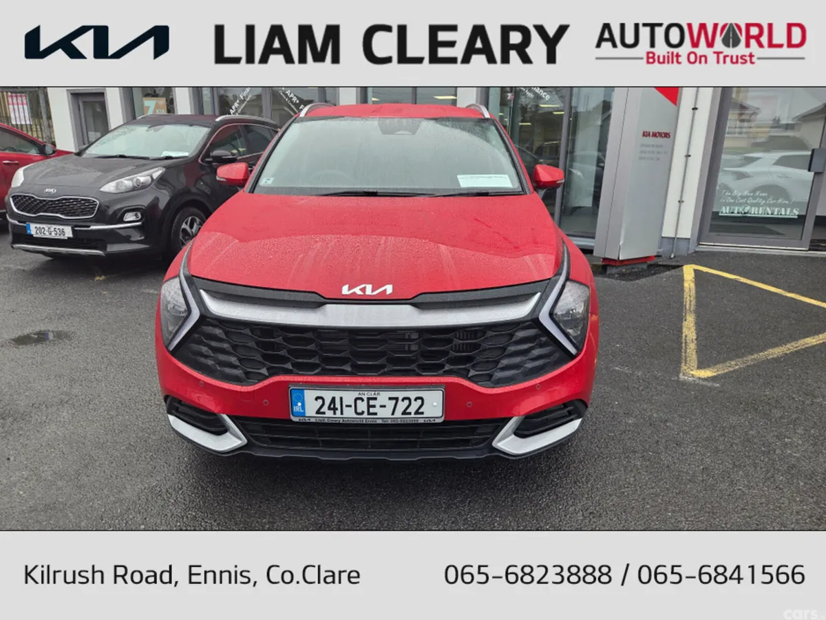 Kia Sportage MPV, Diesel Hybrid, 2024, Red