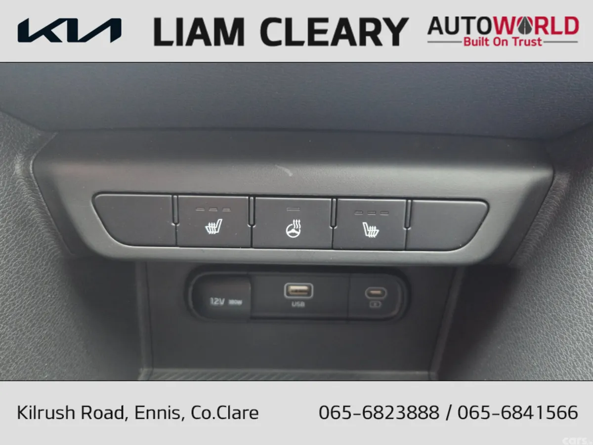 Kia Sportage MPV, Diesel Hybrid, 2024, Red