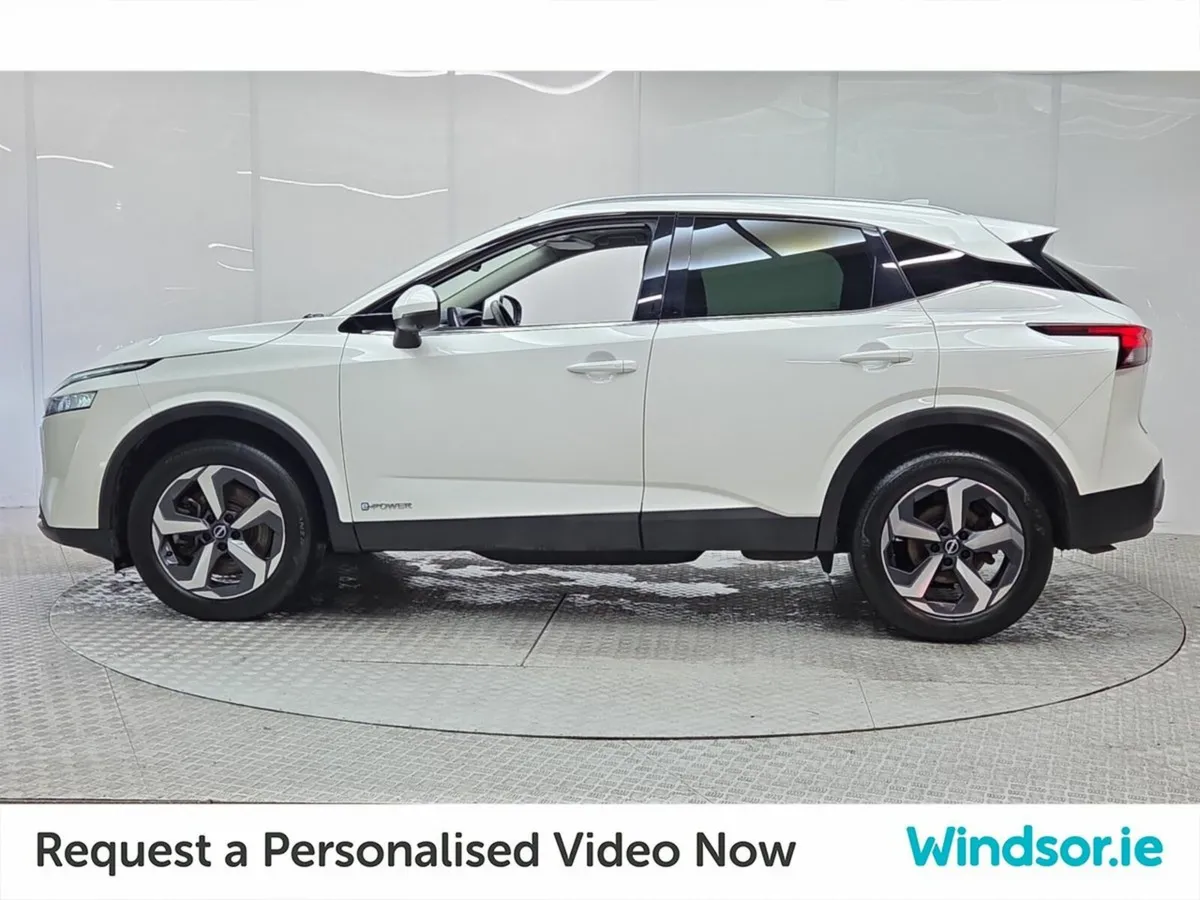 Nissan Qashqai MPV, Petrol Hybrid, 2024, White