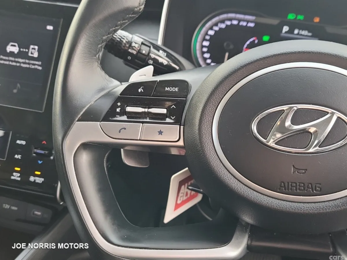 Hyundai Tucson MPV, Petrol Hybrid, 2023, White