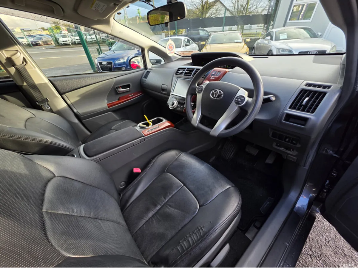 Toyota Prius MPV, Petrol Hybrid, 2012, Grey
