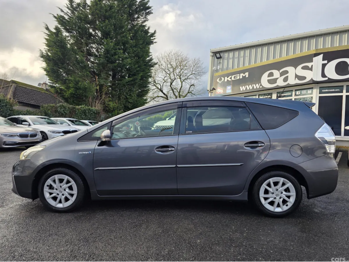 Toyota Prius MPV, Petrol Hybrid, 2012, Grey