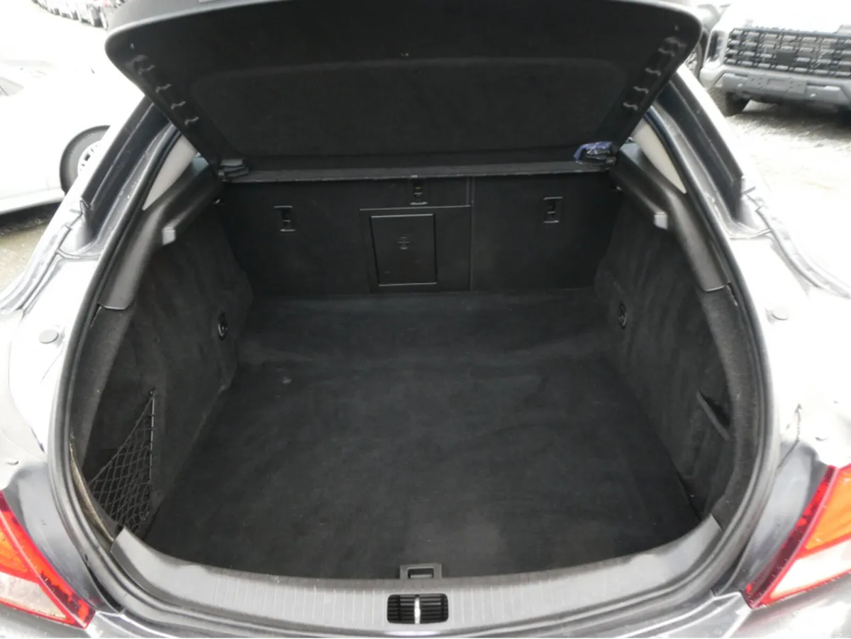 Opel Insignia Hatchback, Diesel, 2012, Grey