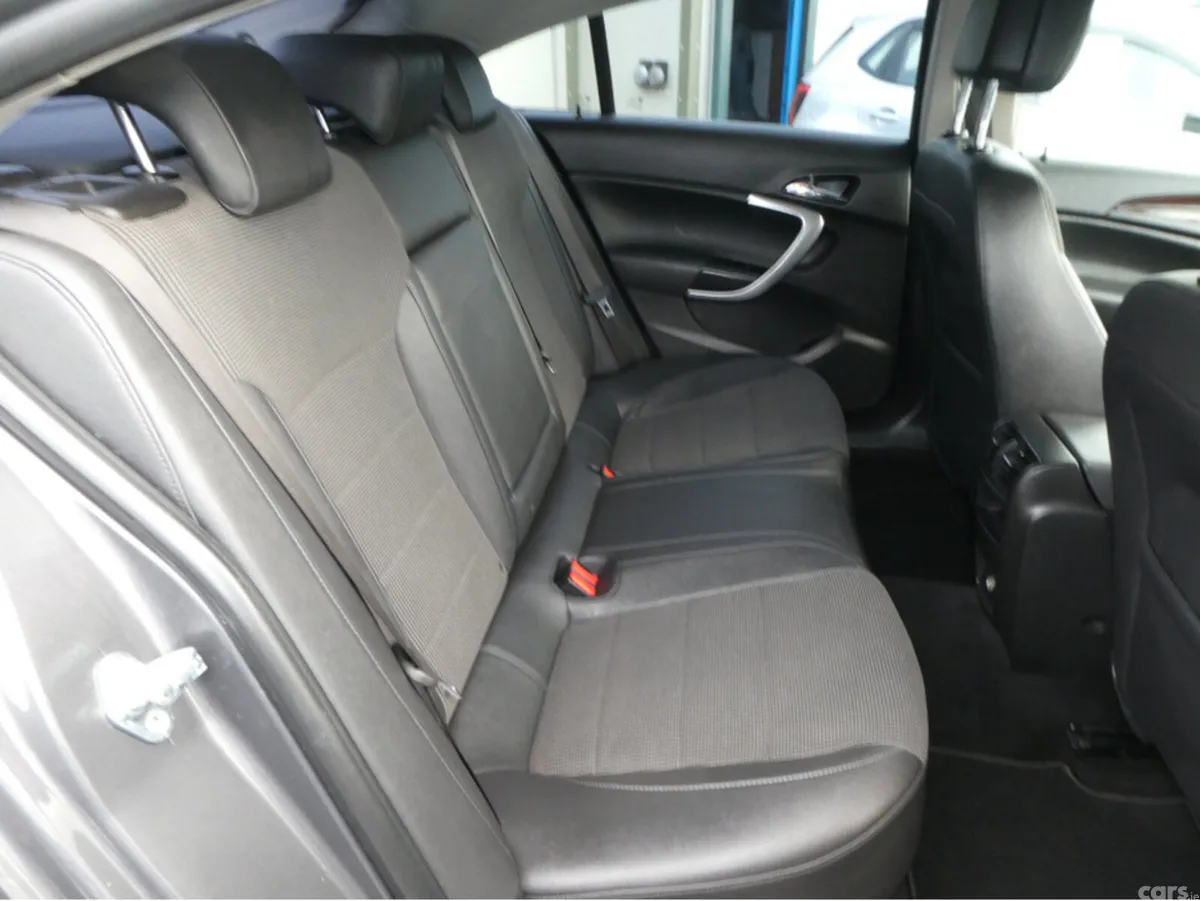 Opel Insignia Hatchback, Diesel, 2012, Grey