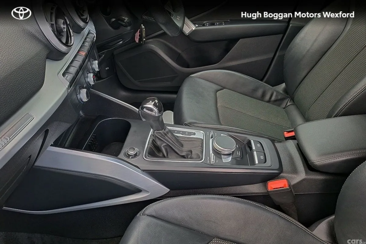 Audi Q2 Estate, Petrol, 2021, Blue