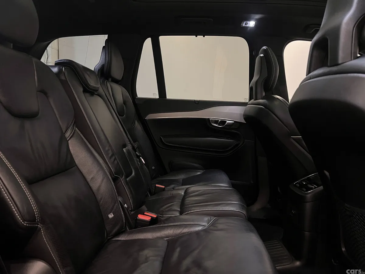 Volvo XC90 SUV, Petrol Plug-in Hybrid, 2021, Grey