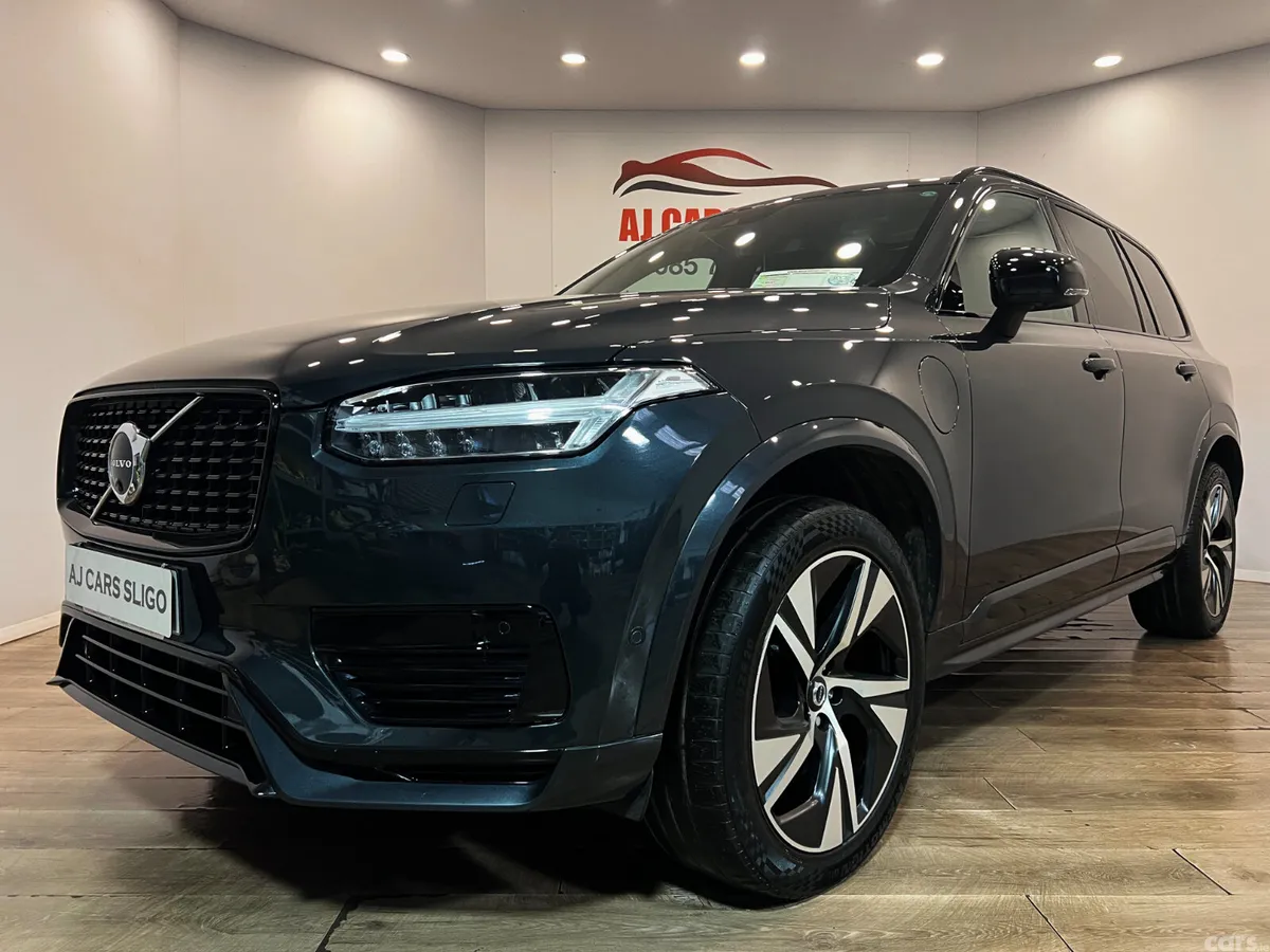 Volvo XC90 SUV, Petrol Plug-in Hybrid, 2021, Grey