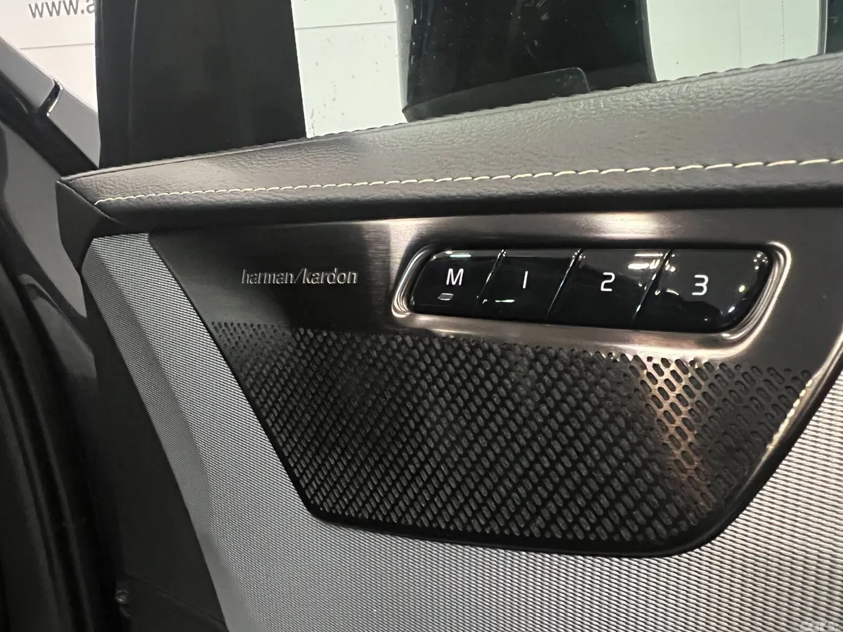Volvo XC90 SUV, Petrol Plug-in Hybrid, 2021, Grey