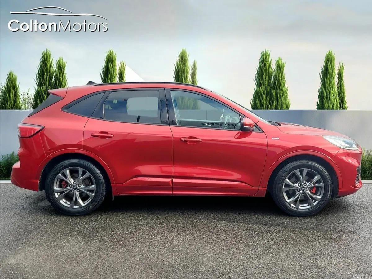 Ford Kuga SUV, Diesel, 2021, Red