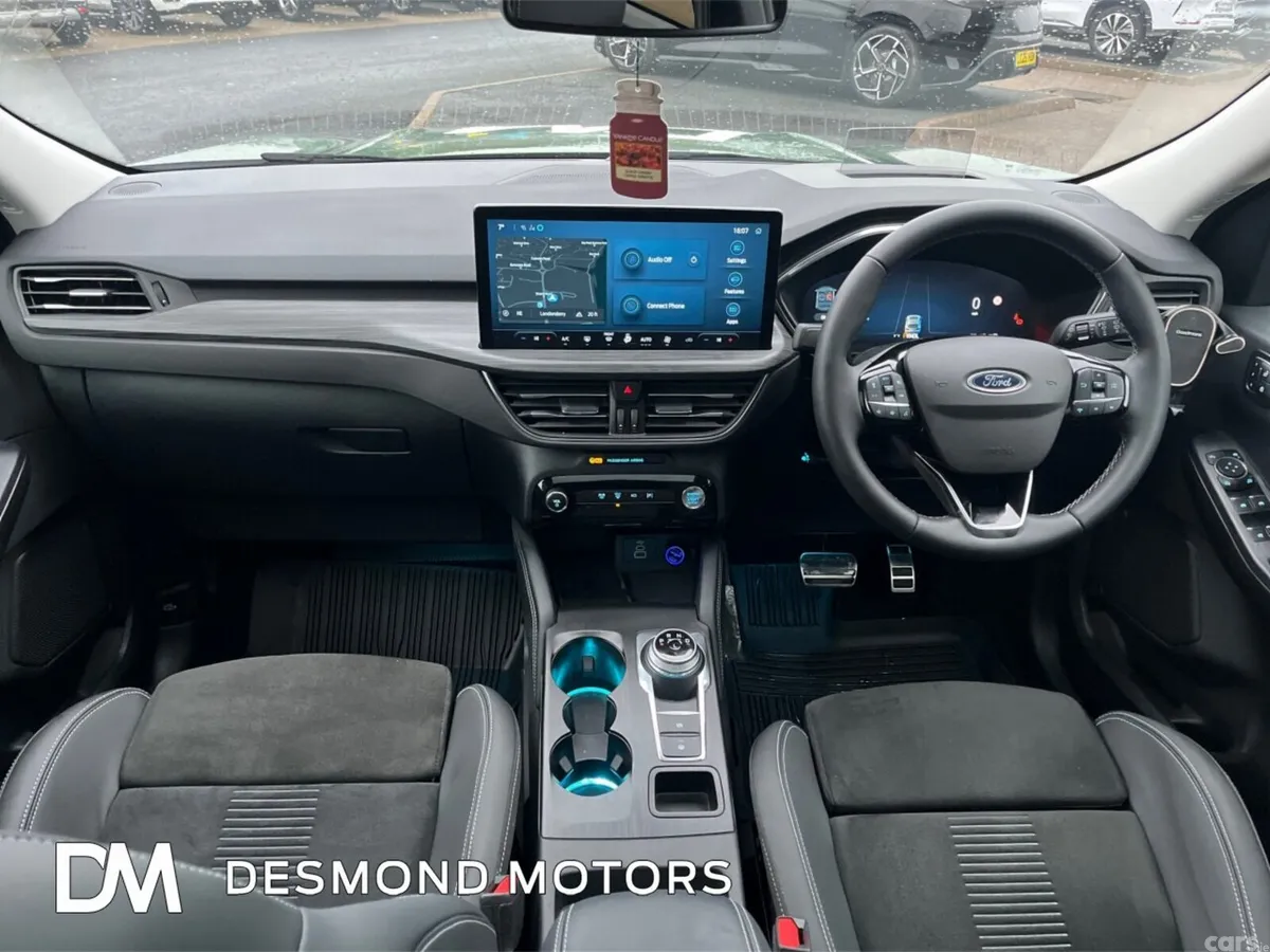 Ford Kuga SUV, Petrol Hybrid, 2025, Green