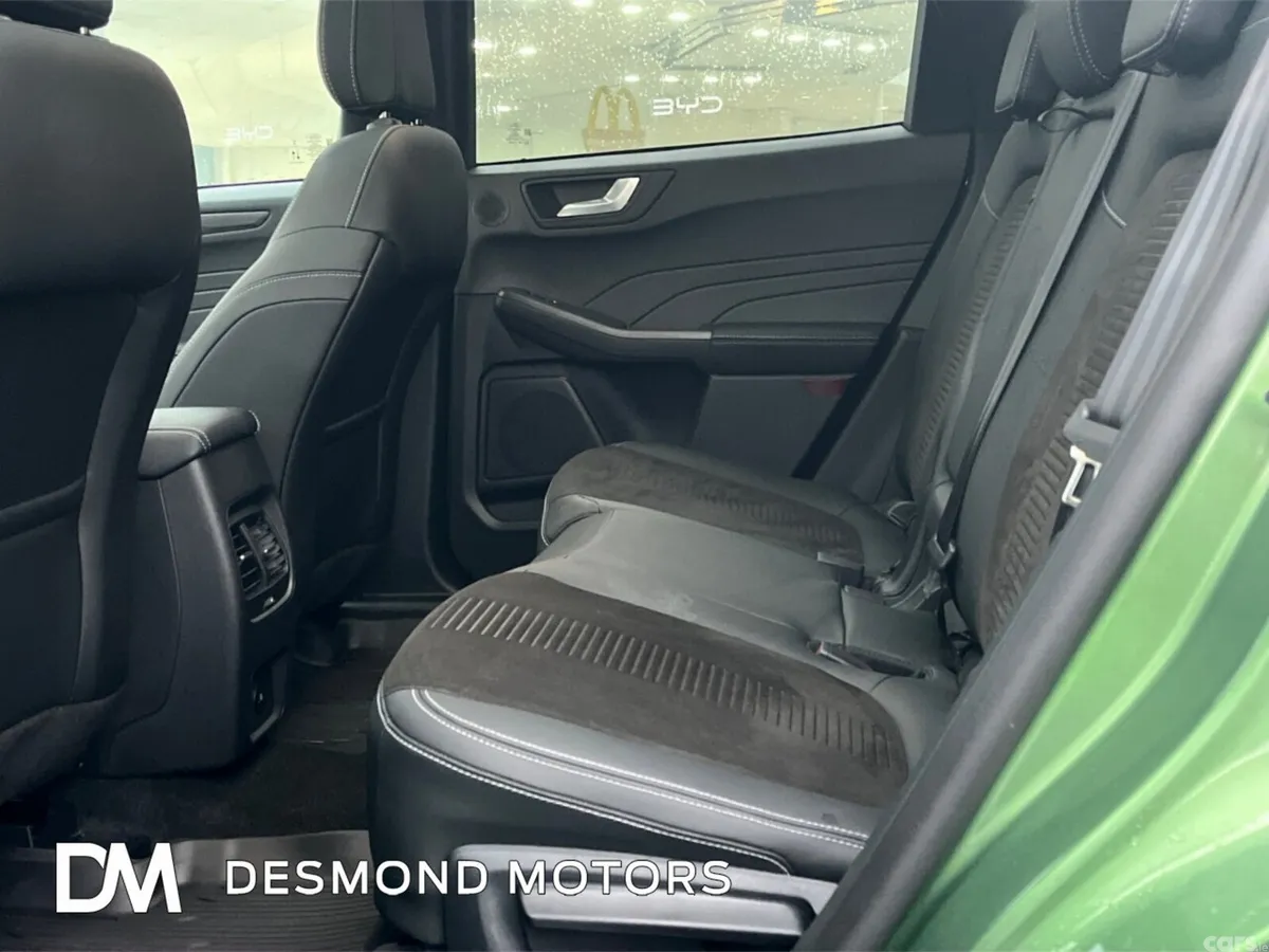 Ford Kuga SUV, Petrol Hybrid, 2025, Green