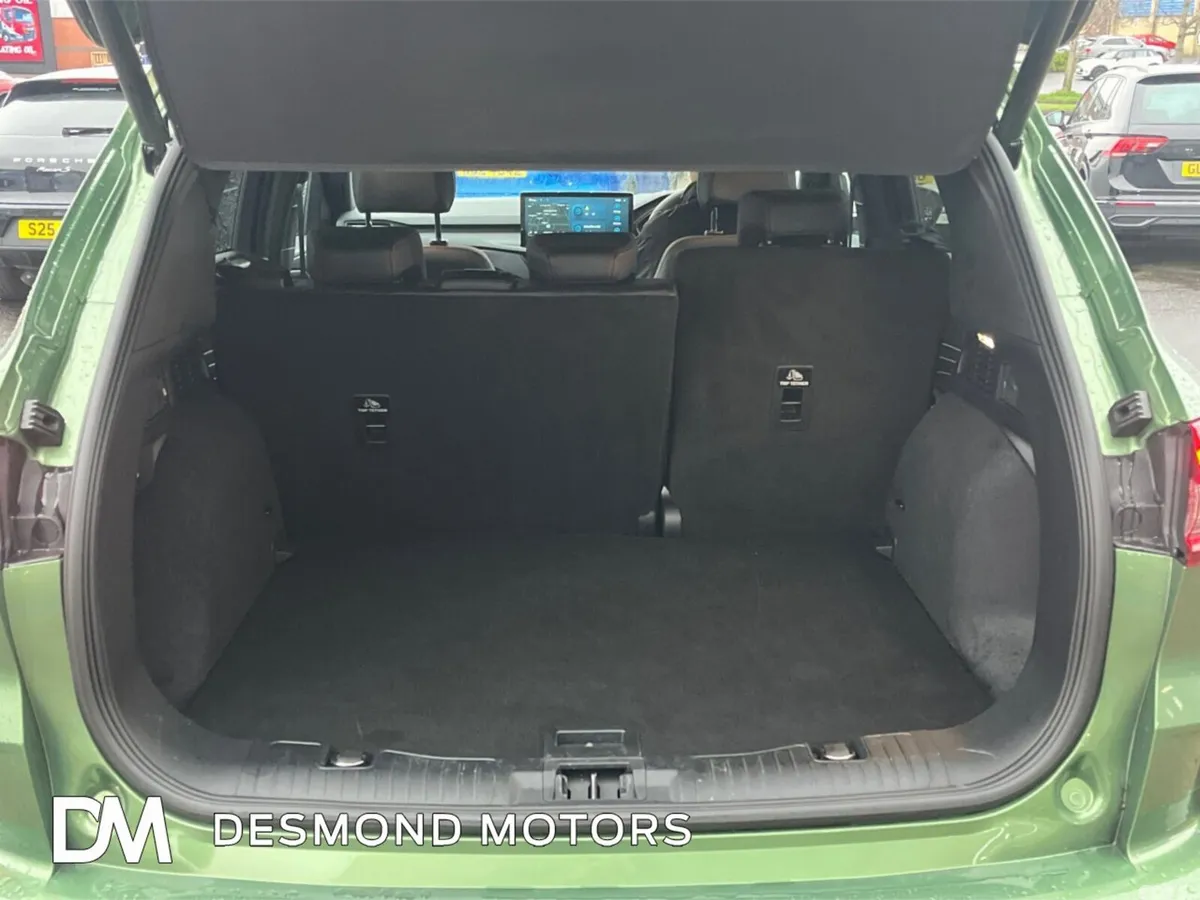 Ford Kuga SUV, Petrol Hybrid, 2025, Green