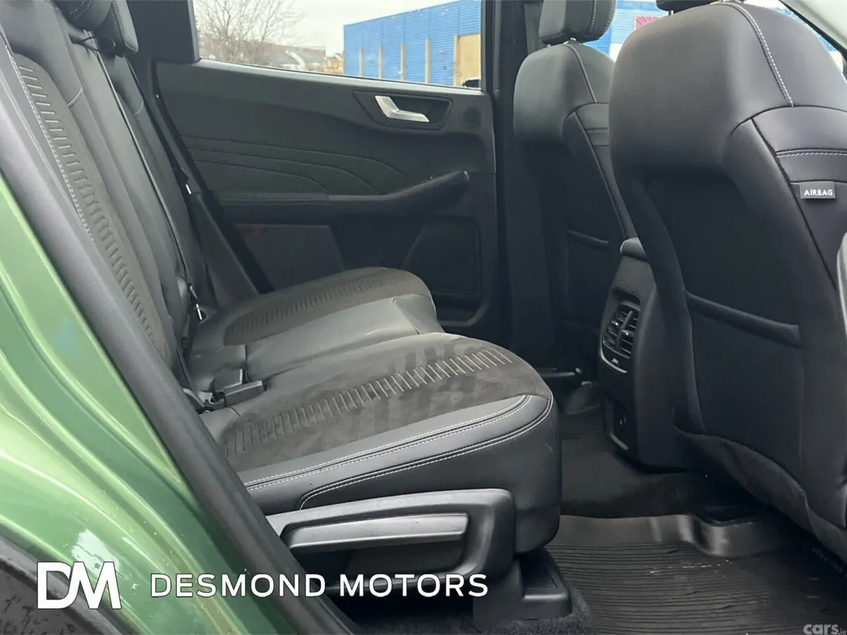 Ford Kuga SUV, Petrol Hybrid, 2025, Green