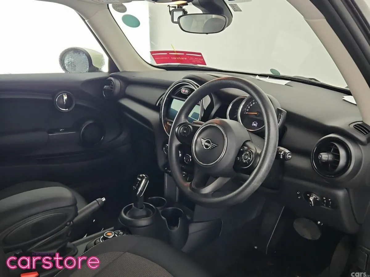 Mini Cooper Hatchback, Petrol, 2020, White