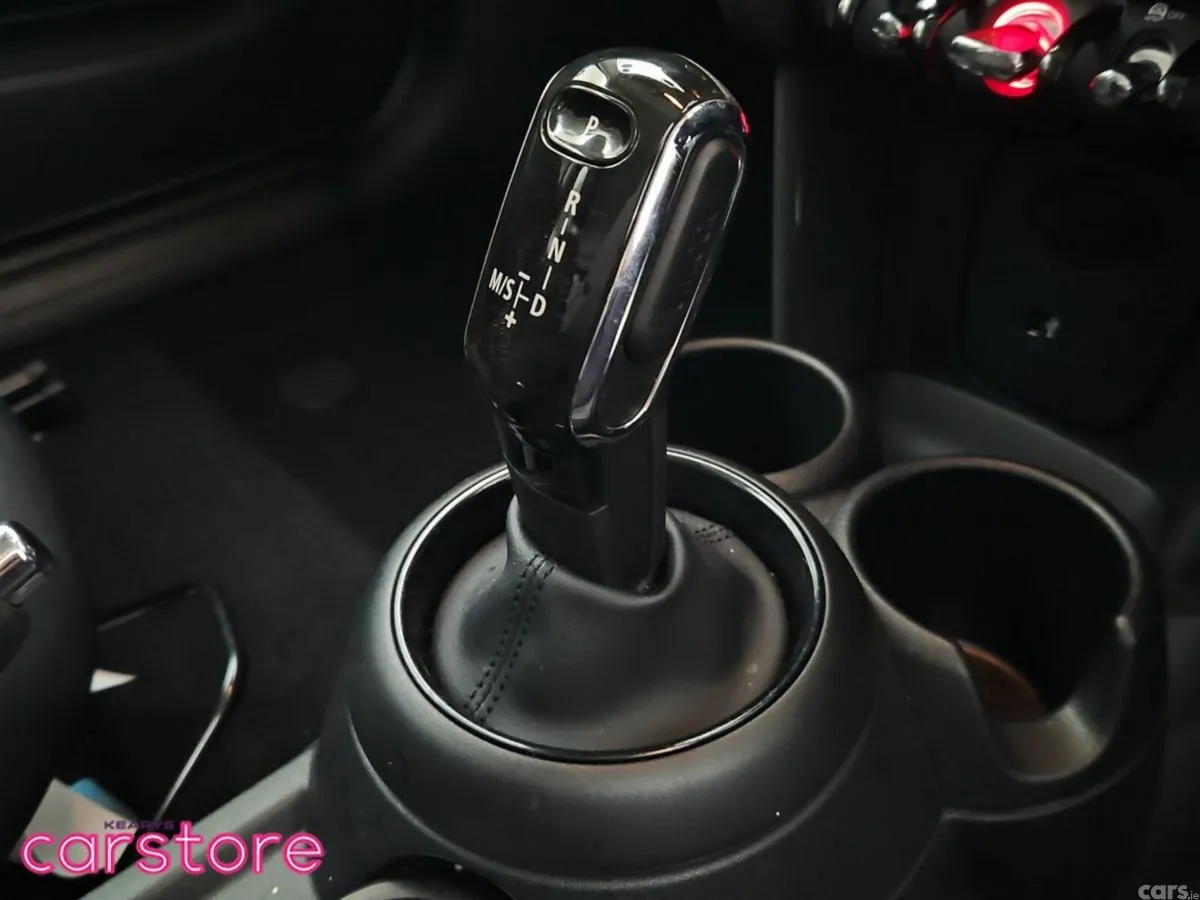 Mini Cooper Hatchback, Petrol, 2020, White