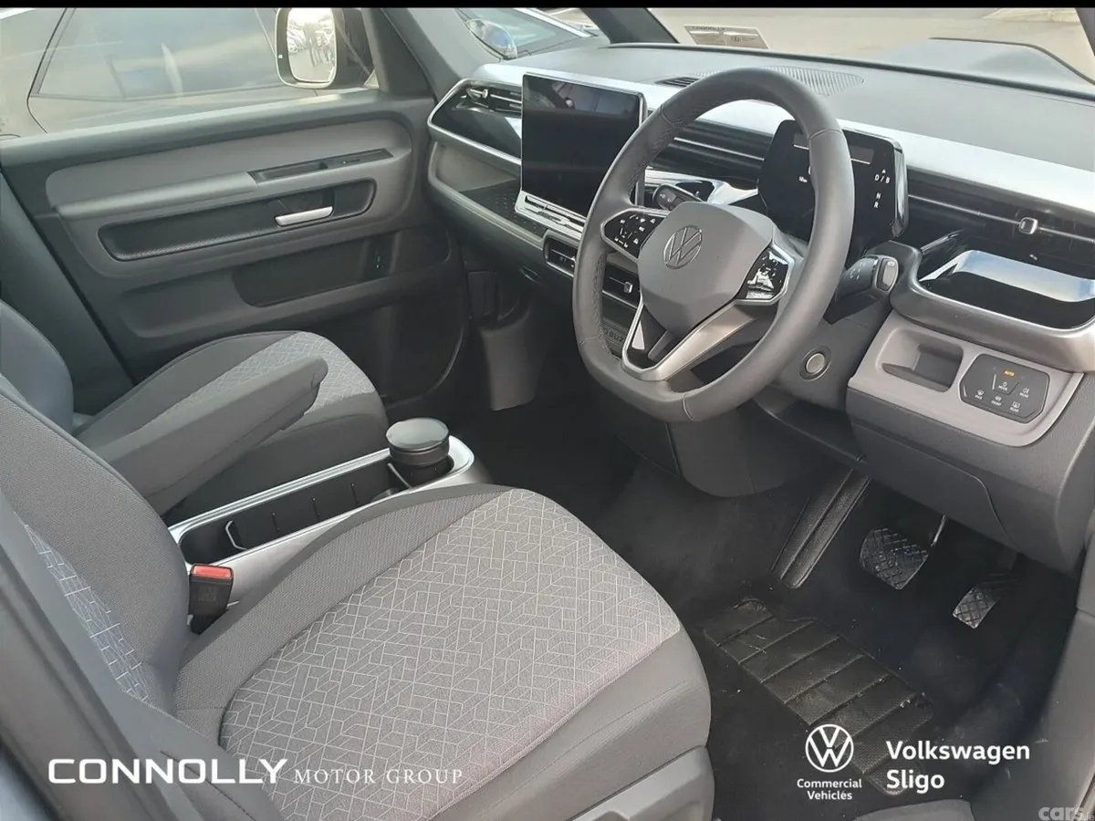 Volkswagen ID.Buzz MPV, Electric, 2025, Silver