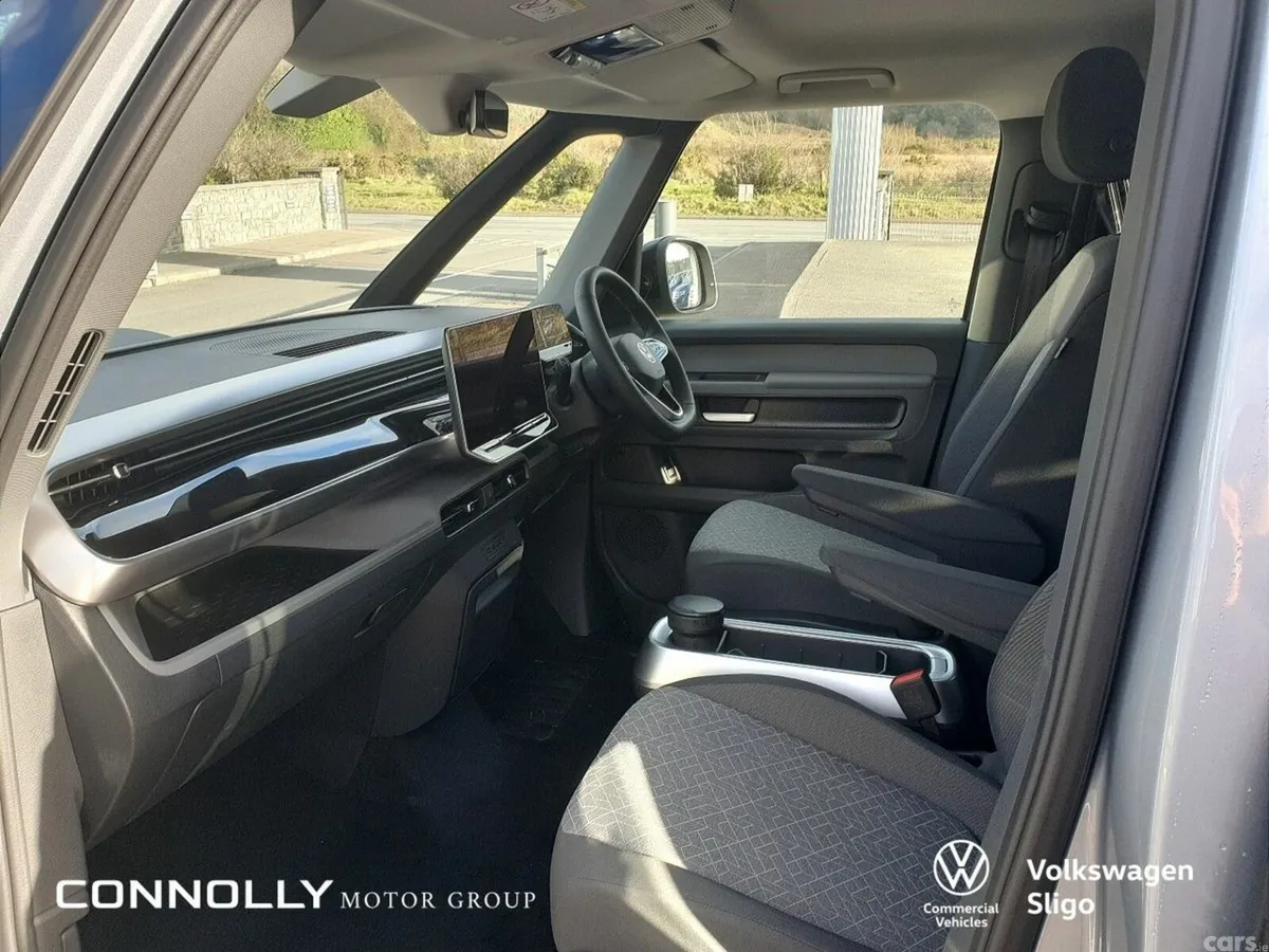 Volkswagen ID.Buzz MPV, Electric, 2025, Silver