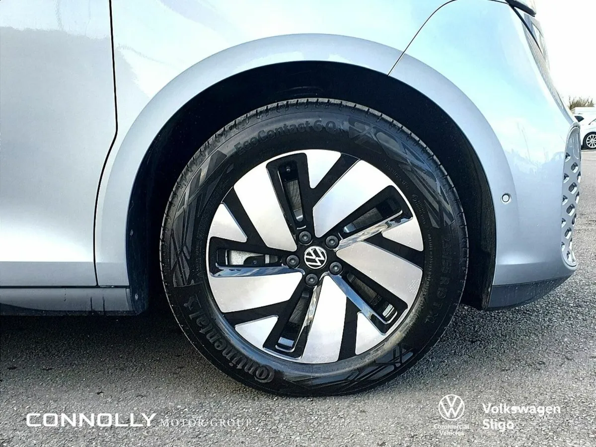 Volkswagen ID.Buzz MPV, Electric, 2025, Silver