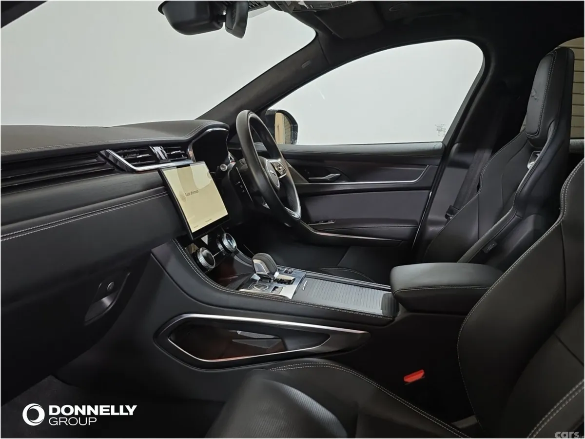 Jaguar F-Pace Estate, Diesel, 2023, White