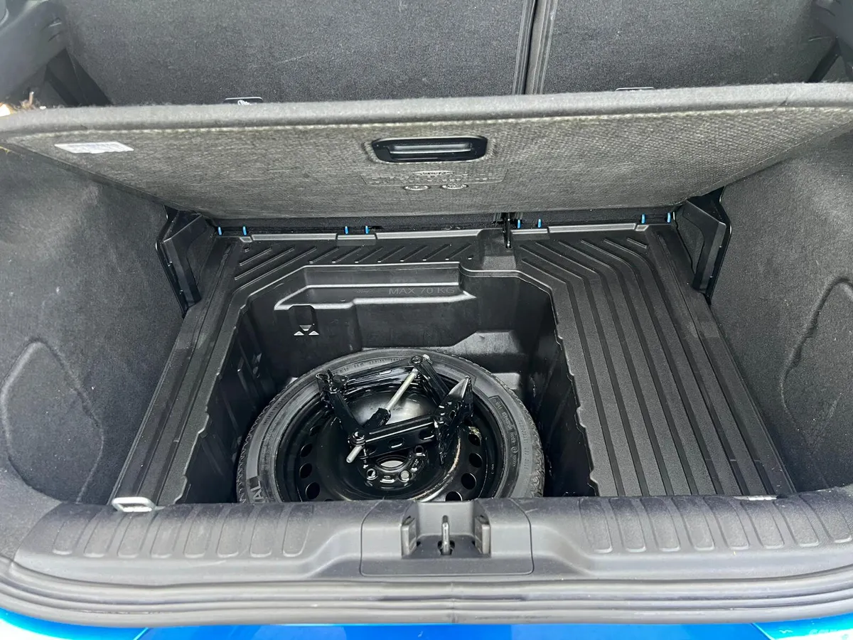 Ford Puma MPV, Petrol, 2024, Blue