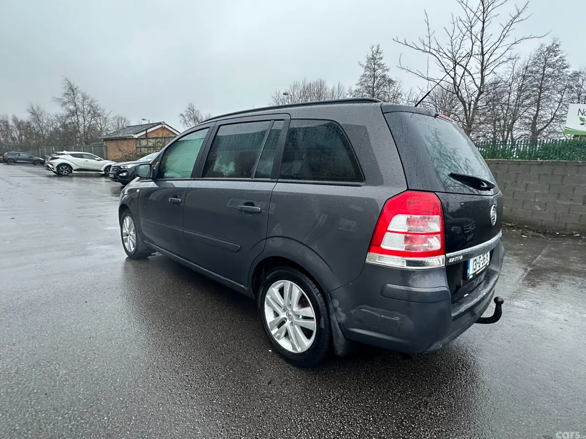 Vauxhall Zafira MPV, Diesel, 2013, Grey