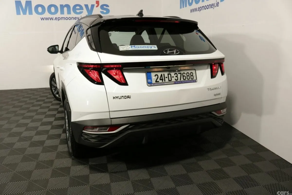 Hyundai Tucson SUV, Petrol Hybrid, 2024, White