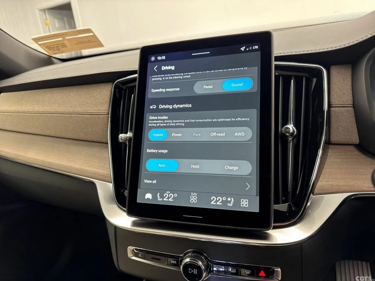 Volvo XC90 SUV, Petrol Plug-in Hybrid, 2026, Black