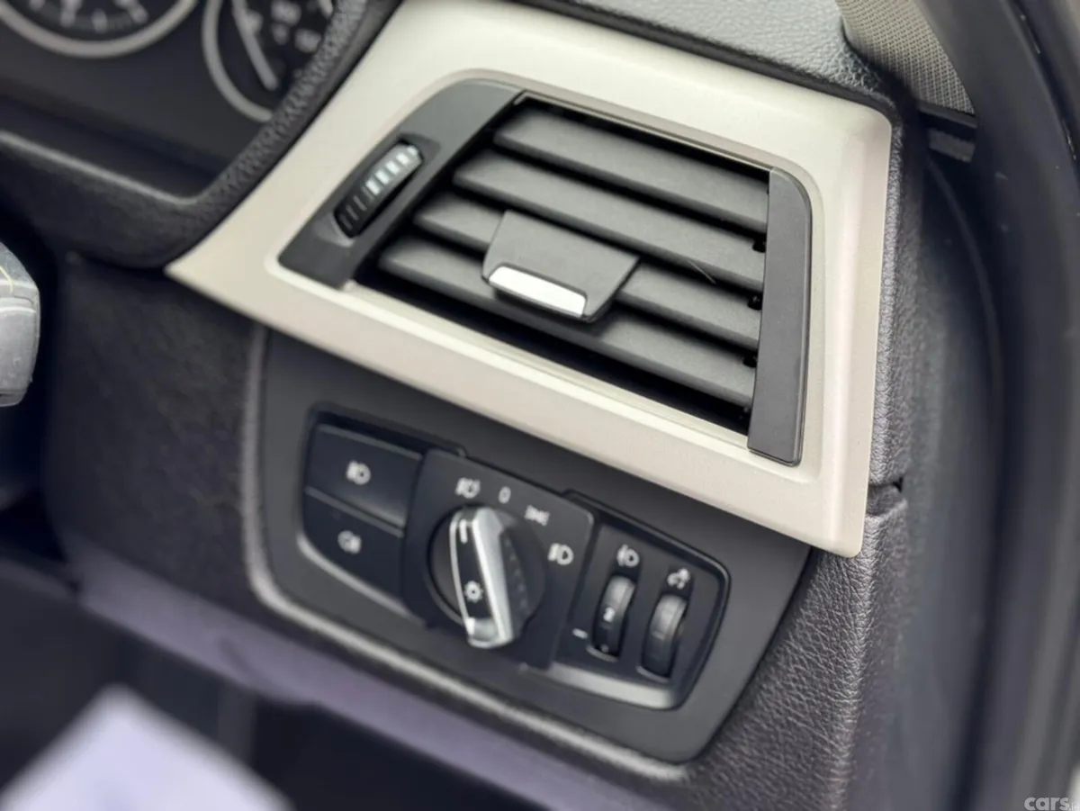 BMW 3-Series Saloon, Diesel, 2016, Silver