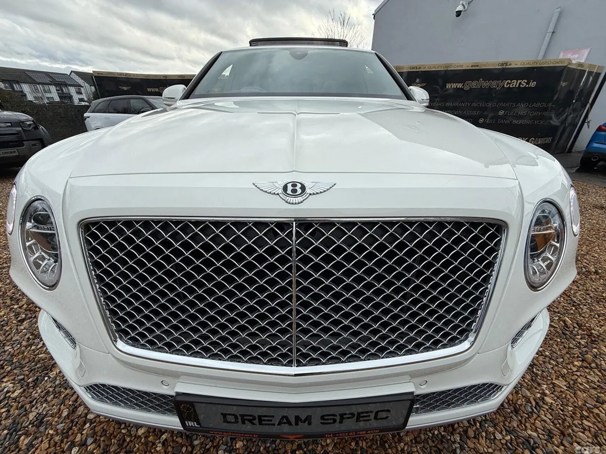 Bentley Bentayga Estate, Petrol Hybrid, 2020, White