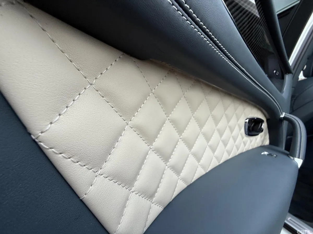 Bentley Bentayga Estate, Petrol Hybrid, 2020, White