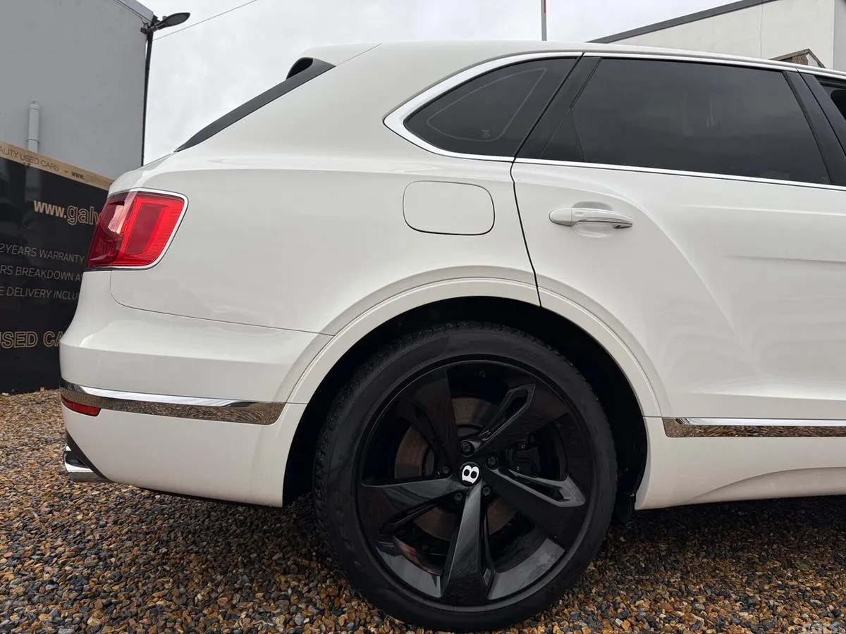 Bentley Bentayga Estate, Petrol Hybrid, 2020, White