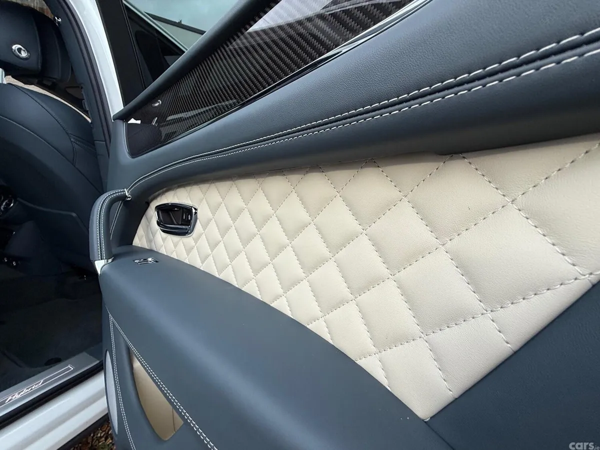 Bentley Bentayga Estate, Petrol Hybrid, 2020, White