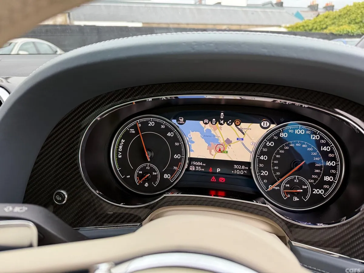 Bentley Bentayga Estate, Petrol Hybrid, 2020, White
