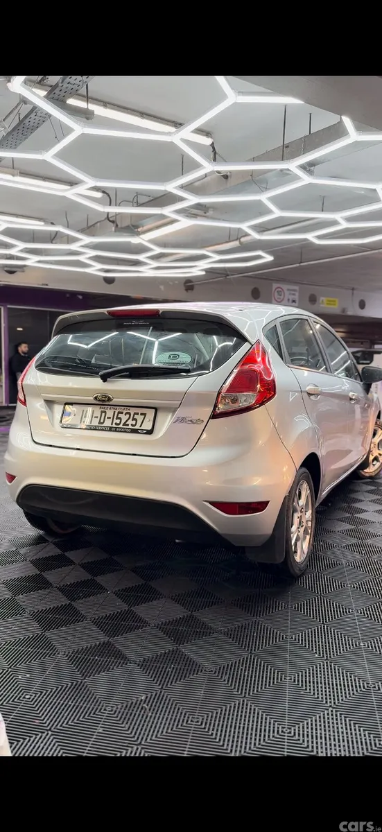 Ford Fiesta Hatchback, Petrol, 2015, Silver