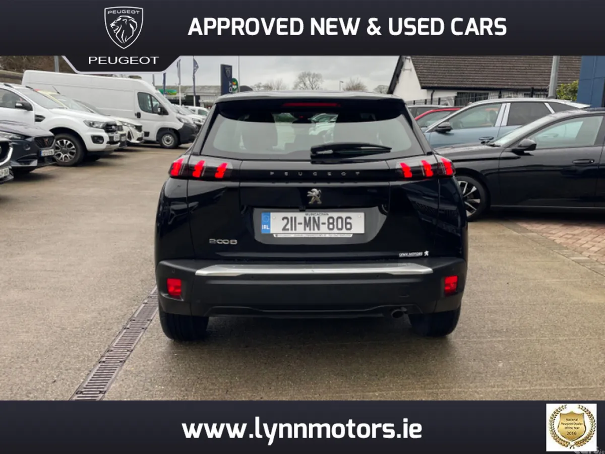 Peugeot 2008 MPV, Petrol, 2021, Black