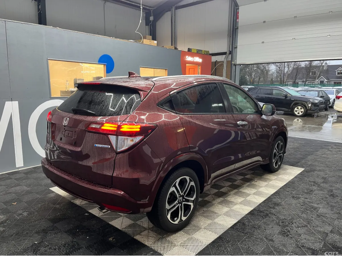 Honda Vezel SUV, Petrol Hybrid, 2015, Red