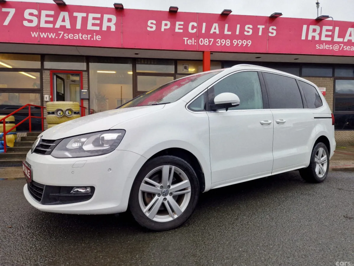 Volkswagen Sharan MPV, Petrol, 2017, White