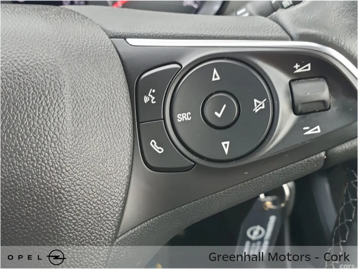 Opel Crossland SUV, Diesel, 2022, Black
