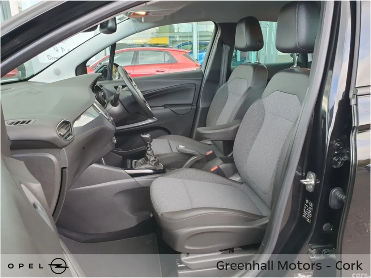 Opel Crossland SUV, Diesel, 2022, Black