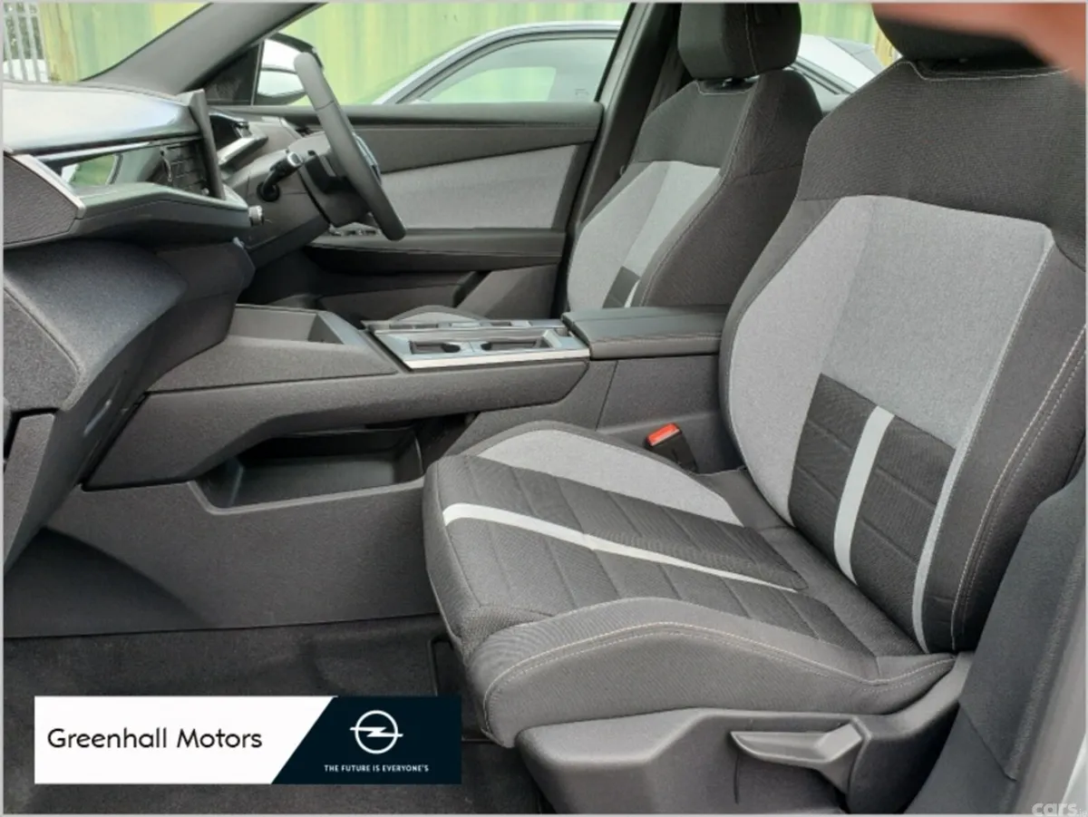 Opel Grandland SUV, Electric, 2026, Silver