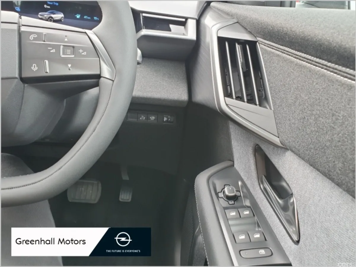 Opel Grandland SUV, Electric, 2026, Silver