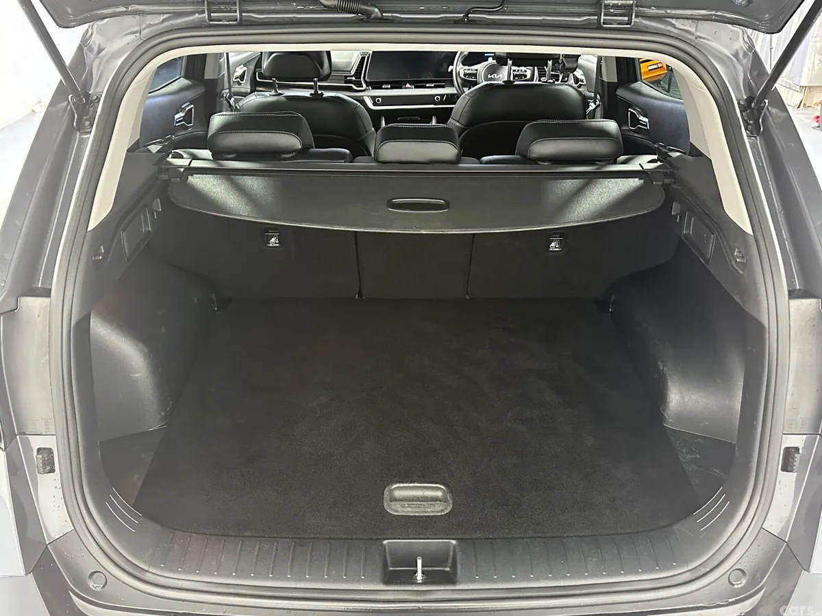 Kia Sportage SUV, Petrol Plug-in Hybrid, 2023, Grey