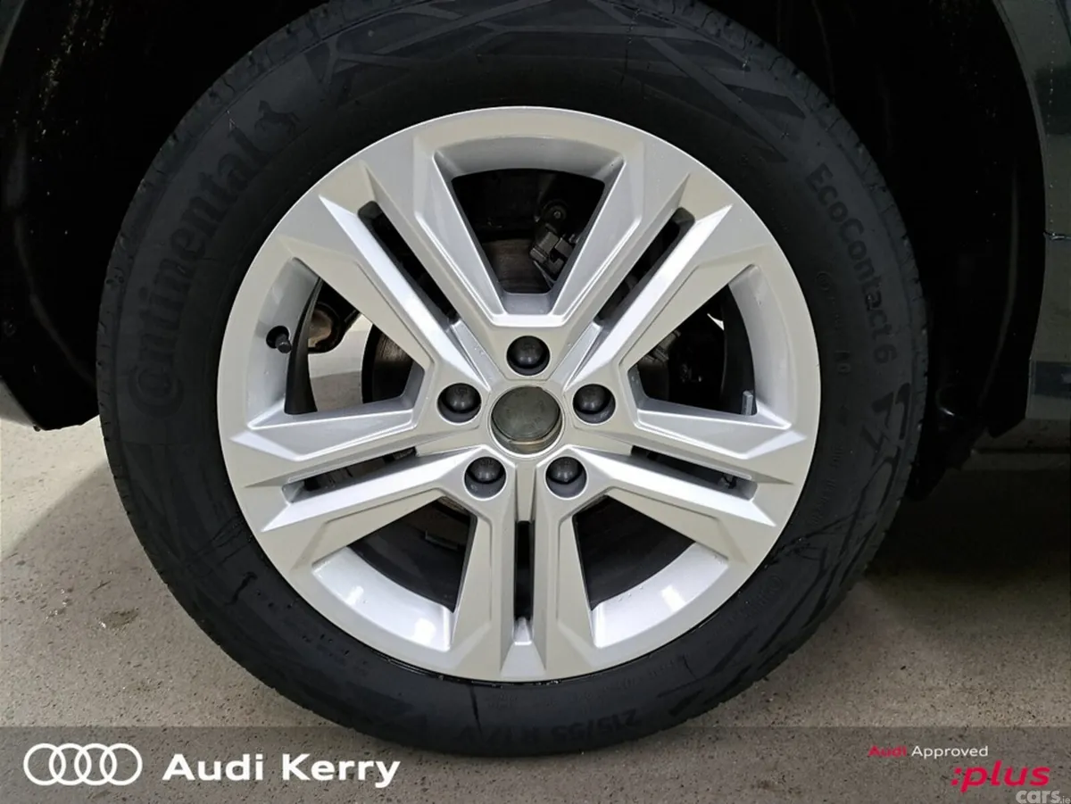 Audi Q2 SUV, Petrol, 2026, Silver